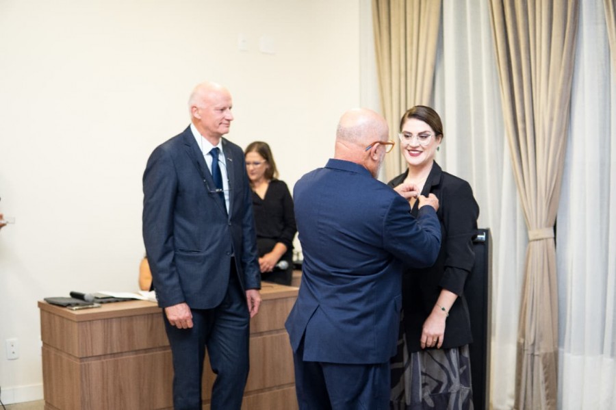 Sindilojas empossa nova presidente