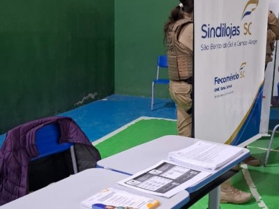 Sindilojas marca presen�a em evento local para fortalecer o com�rcio e apresentar benef�cios.